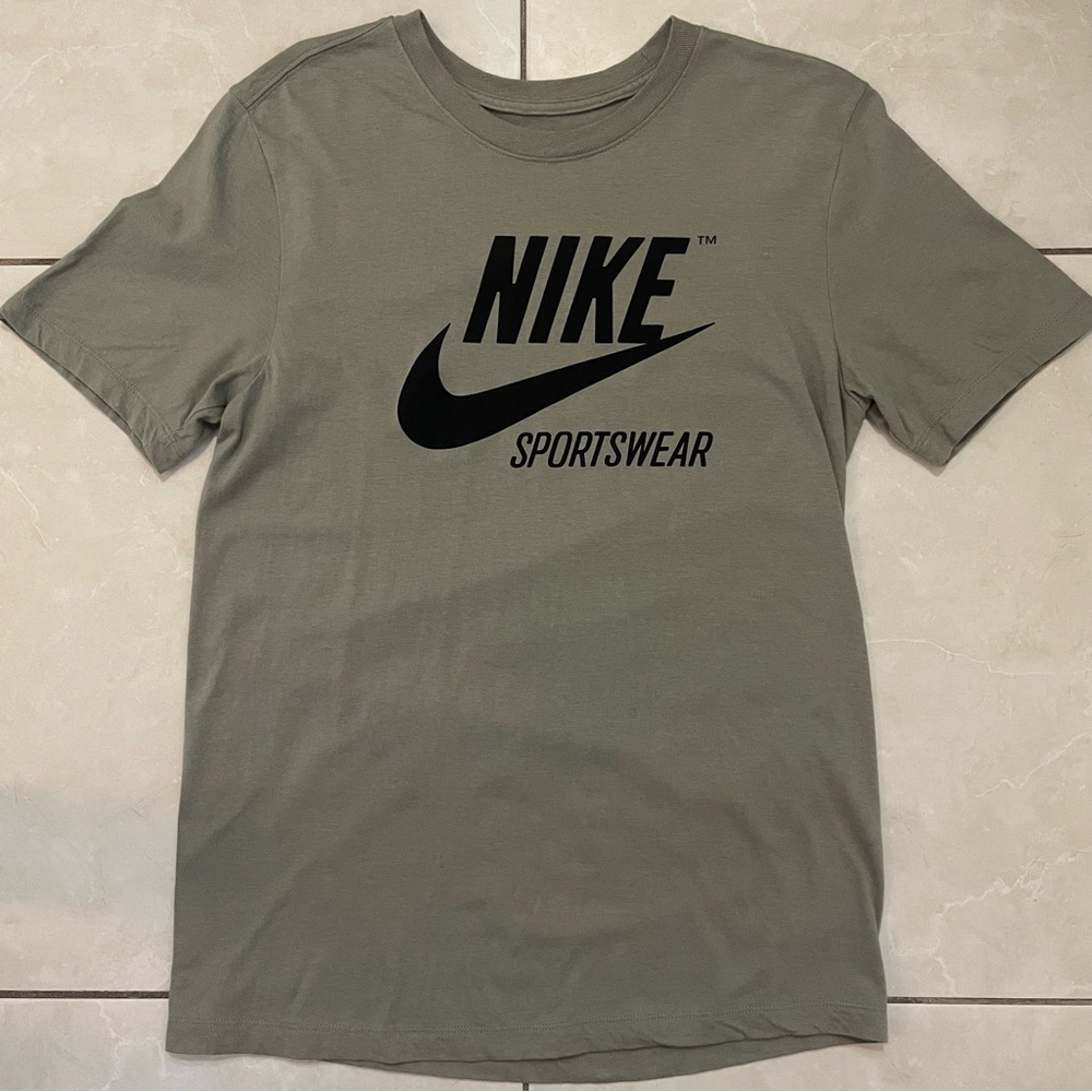 Olive Green Nike Short-Sleeve Crewneck T-Shirt